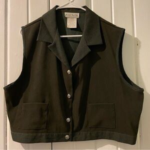 MISS DORBY vintage cropped vest-women’s size 18 Like new